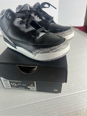 Air Jordan Retro size 10 children good condition